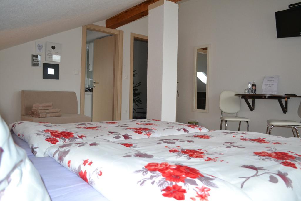 Guesthouse Zalac Slunj Luaran gambar